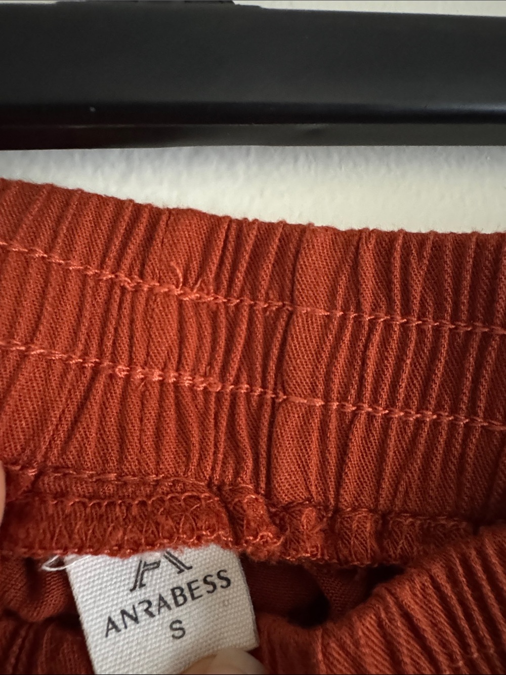 Tiered Elastic-Waist Maxi Skirt in Rust - Picture 2 of 5